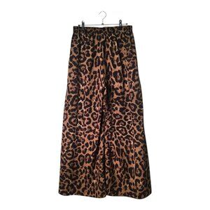 Women's size (XL) Loose and relax fitting wide-leg style pants.